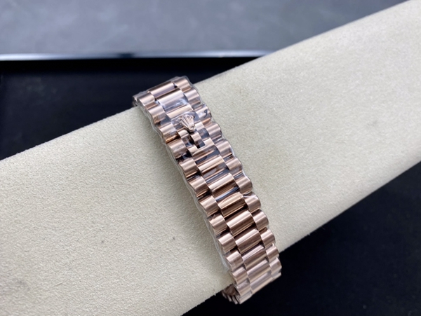 激安ロレックス着用イメージ